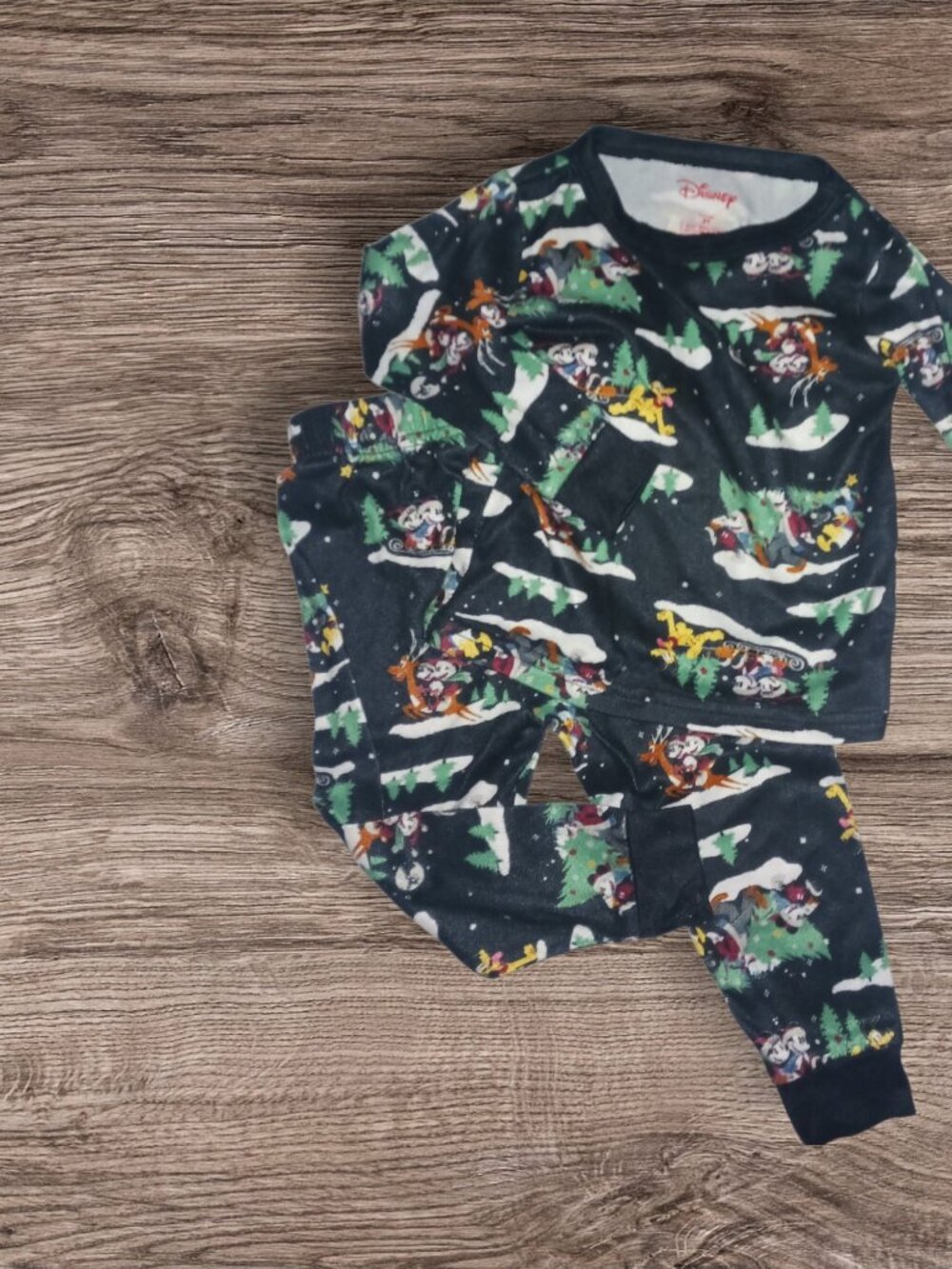 Disney Spotted Zebra 2T Mickey & Friends Christmas Pajama Set